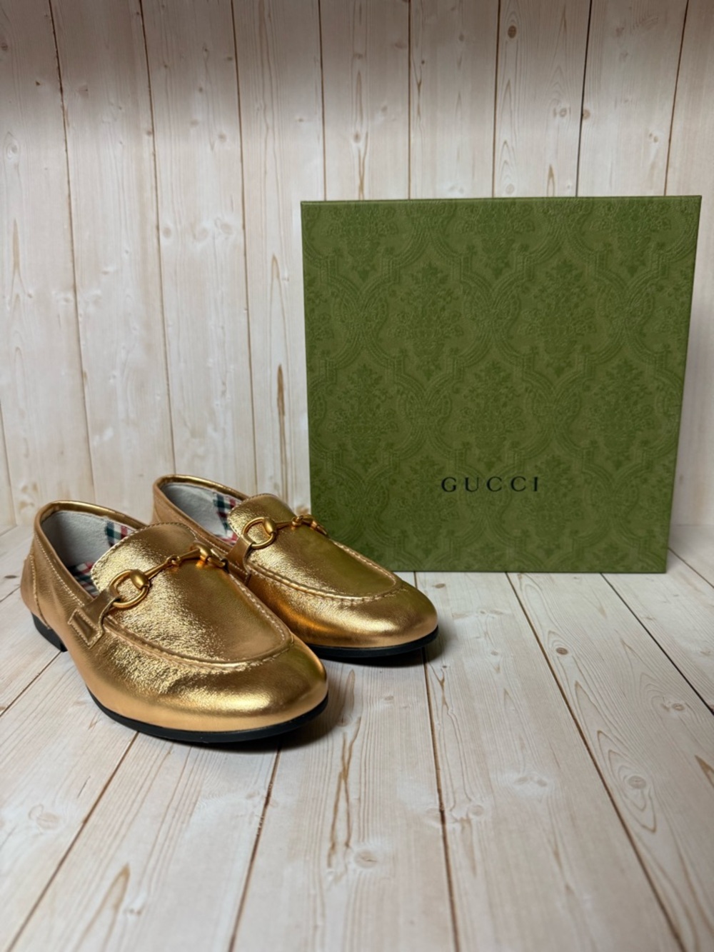 Gucci Metallic Leather Horsebit Loafers Gold Sz 32 / 1
